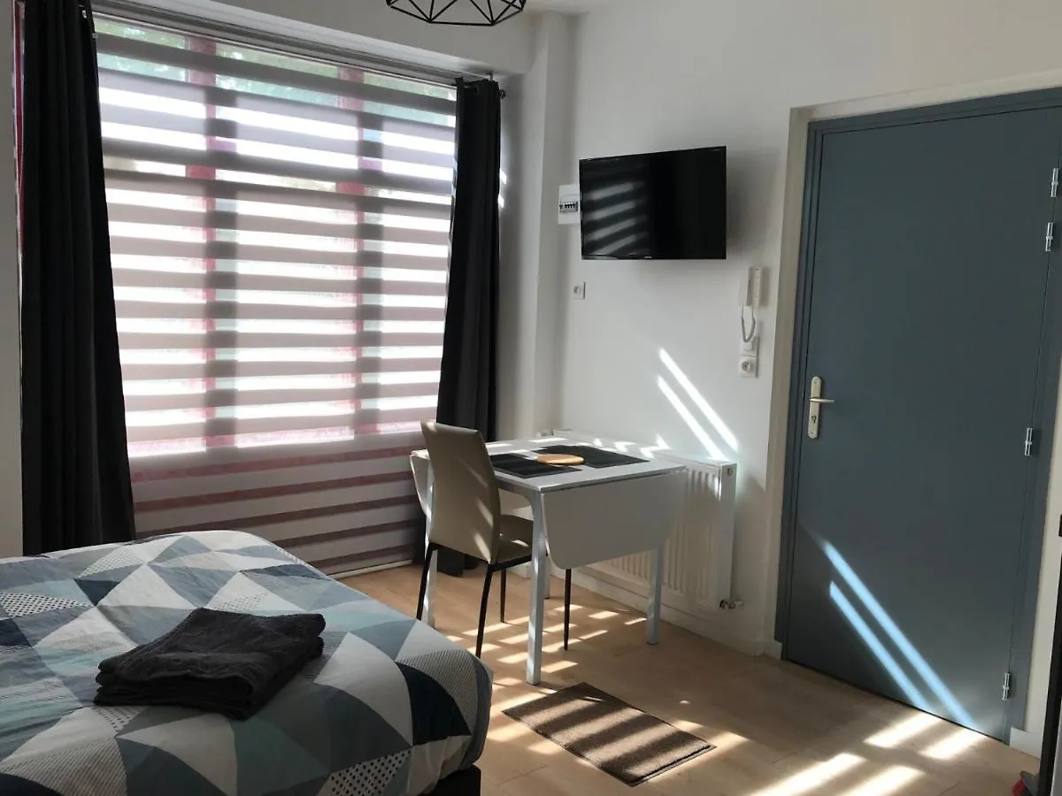 Appartements Du Vally - Guingamp 0*,  Franciaország